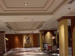 -曼谷拉差达绿宝石酒店