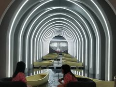 -涨巢·潮玩水疗局