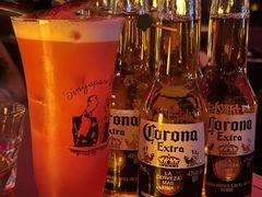 -FOUR PLAY BAR