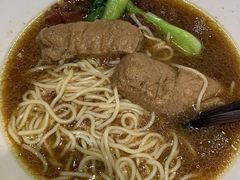 -牛吃草牛肉面(甬港南路店)