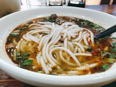 -遵义虾子张六羊肉粉(普陀路店)