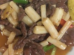 藕尖炒牛肉-醉贤居