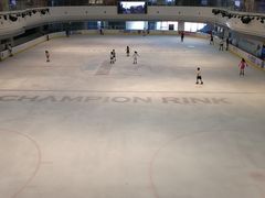-冠军冰场CHAMPION RINK(环球银泰城店)
