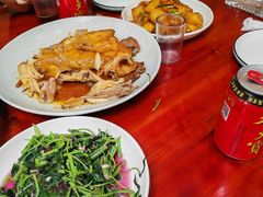-芦茨金富饭庄·25年老字号·专做稻草鸡