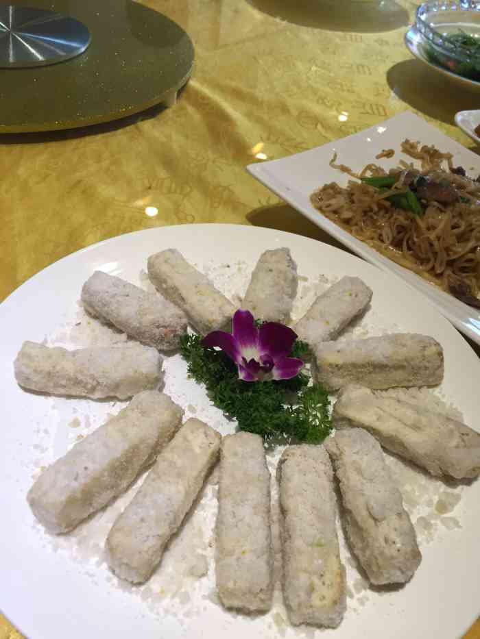 炳盛潮州私房菜-"味道不错,挺正宗的,如果有机会下次还会光.