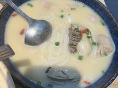 -滋味满屋美食坊(上海街店)
