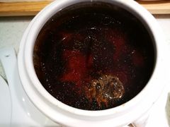 生熟地龙骨炖盅-膳心记-明火四宝煲仔饭(燕南店)