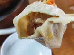 蟹粉小笼包-忆秦园小笼包(惠山古镇总店)