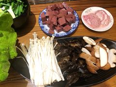 羊血羊脑-庄行曹记羊肉(泗泾店)