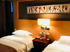 -峨眉山世纪阳光大酒店(峨眉高铁站店)