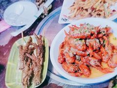 -江湖亮亮蒸虾大排档烤全羊清真(武汉总店)