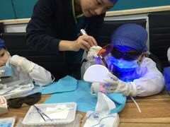 小朋友们-岳辰齿科(浦东长泰店)