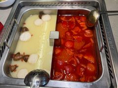 -海底捞火锅(新松江路生日主题店)