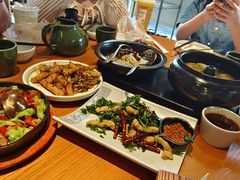 -云海肴·汽锅鸡·云南菜(天山百盛优客店)