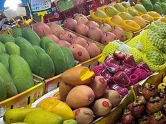 -新鸿港水果市场