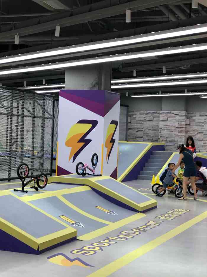 sports demon 运动萌兽(金鹰世界店)-"不得不写这条差评[发怒][发怒]