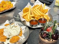 -W COLLECTIVE  DESSERT SHOP