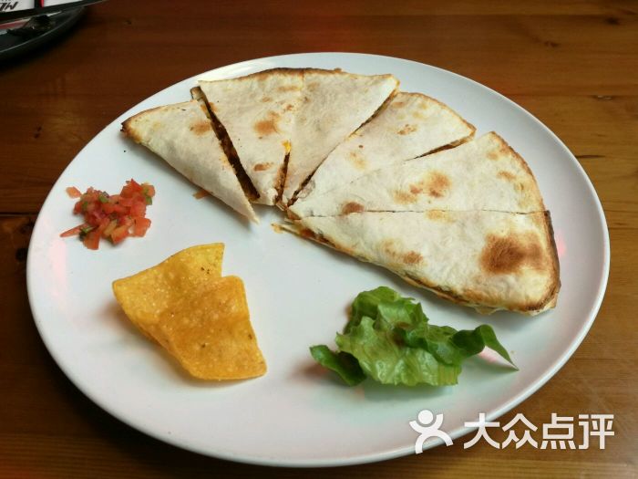 mezcal墨西哥风味餐厅牛肉薄饼图片 - 第1张