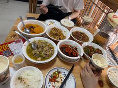 -笨罗卜浏阳菜馆(星沙店)
