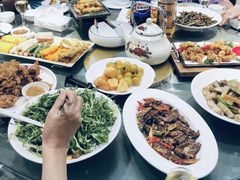 -鹤鸣嘉印象饭店(东市场小区店)