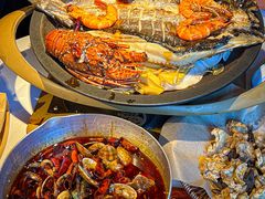 -鸣记脆皮烤鱼·海鲜烤鱼(三八广场店)