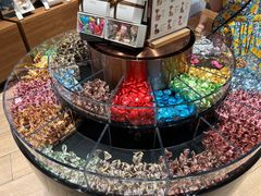 -Laderach 莱德拉(上海环贸iapm店)