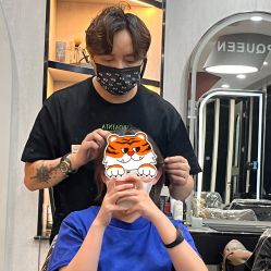 点击看大图 -TOP HAIR SALON