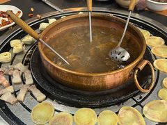 -阿山卓·野生菌火锅·纳西火塘烤肉