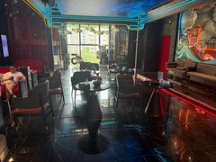 -屋有岛沉浸游戏旗舰店(中山公园店)