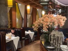 -八府香鸭·啫啫煲(华山路店)