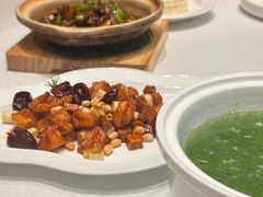 -品海楼·大连海胆锅贴馆(东港店)