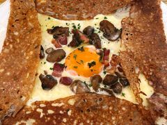 鸡蛋蘑菇熏肉荞麦可丽饼-RAC BAR(安福路店)