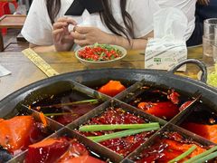-正南齊北重庆老火锅(光华村直营店)