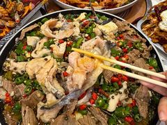 -钟记陕南菜·煎锅鱼(红专南路店)