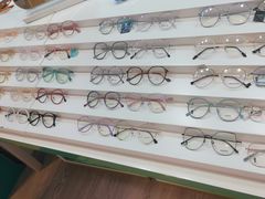 -三叶眼镜城(八佰伴店)