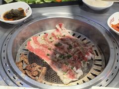 -香猪坊韩国烤肉专属门店(魏公村店)