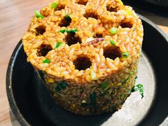蜂窝煤猪油炒饭-山城外·非遗酸菜鱼(蜀都万达店)