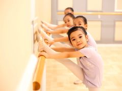 -艺彩童馨舞蹈培训学校(西湖道校区)