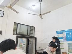 -高师傅特色米粉汤包(建设路店)