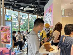 -85度C(生甜甜圈研究工坊·上海平凉店)