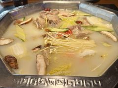 -佬土鹅肠火锅(扬中步行街店)