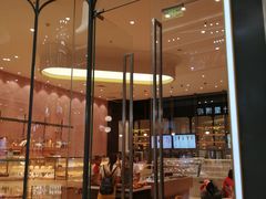 门面-面包新语(融创茂店)