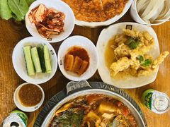 -喇喇排骨火锅·传统韩式脊骨汤(望京西园总店)