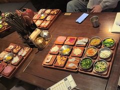 -银米·云南传统过桥米线(双廊黑金冠店)