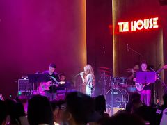 -TZ House音乐现场(来福士中心店)