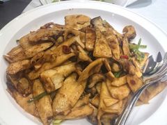 -胶东人家(奥体中心店)