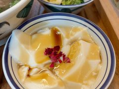 -云阿蛮云南生烫牛肉米线(奉贤路店)