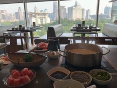 靠窗位-捞王锅物料理(上海世茂广场店)