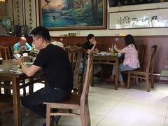 大堂-老爆肚满五香烧牛羊肉