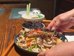 -八月美食小馆(银泰城总店)